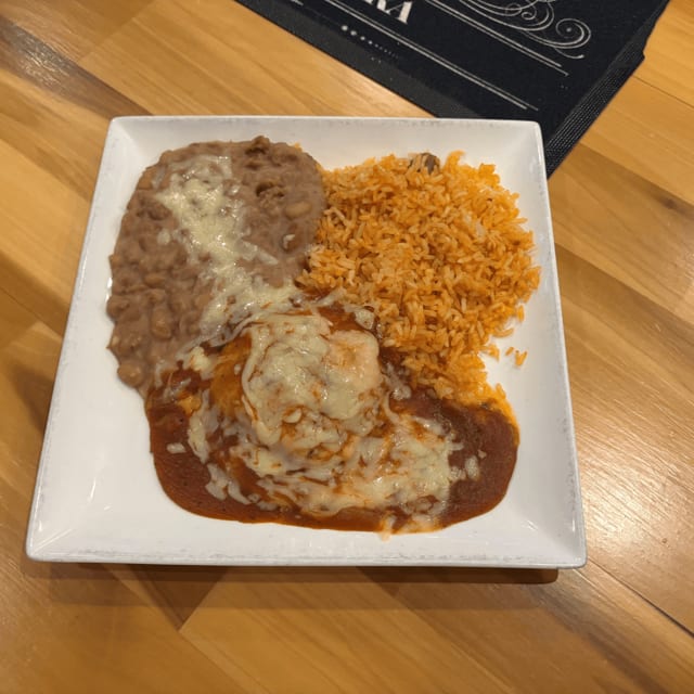 B. One Chile Relleno Stuffed with Beef & Cheese Combo.